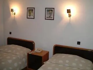 Cavaleiros De Cristo Hotel